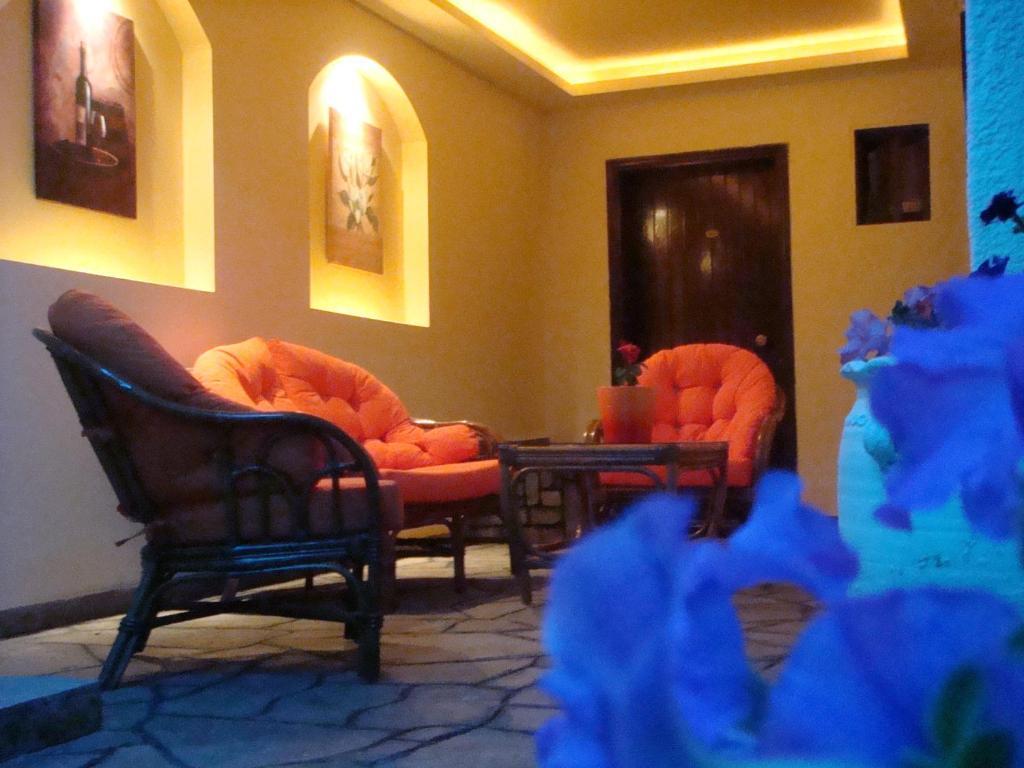 Hotel Petunia เนโอสมาร์มาราส ภายนอก รูปภาพ