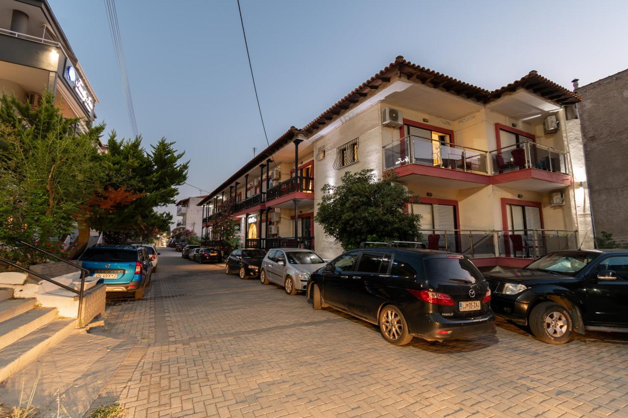 Hotel Petunia เนโอสมาร์มาราส ภายนอก รูปภาพ